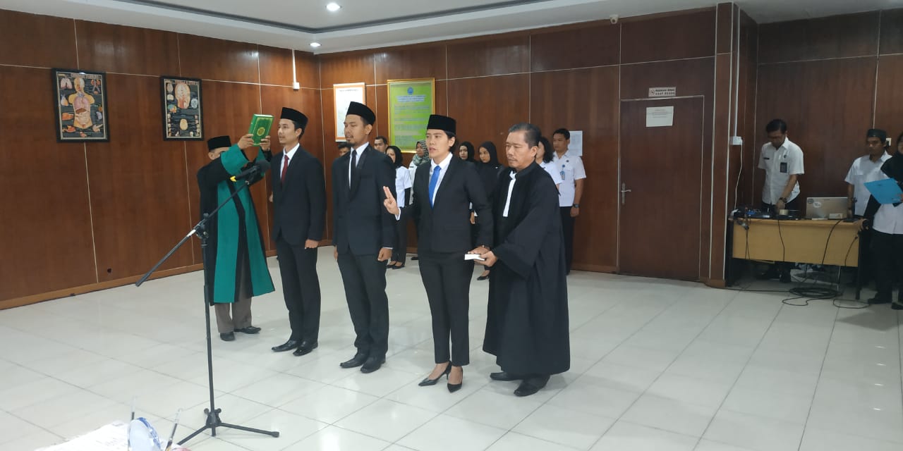 KEPALA BNNP RIAU MELANTIK PEJABAT PENGAWAS DI LINGKUNGAN BNN PROVINSI RIAU KEPALA BNNP RIAU MELANTIK PEJABAT PENGAWAS DI LINGKUNGAN BNN PROVINSI RIAU