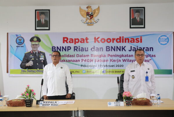 BNNP RIAU GELAR RAPAT KOORDINASI DALAM RANGKA PENINGKATAN SINERGITAS SERTA KINERJA BNNP DAN BNNK DALAM PELAKSANAAN P4GN TAHUN 2020 DI WILAYAH PROVINSI RIAU