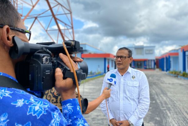 KEPALA BNNP RIAU DATANGI TVRI