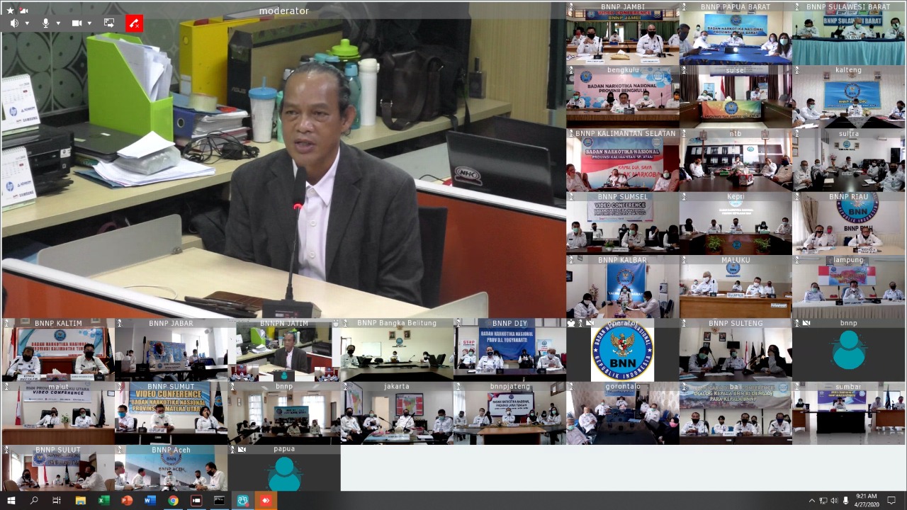 IRJEN POL ARMAN DEPARI PIMPIN RAPAT VIDCON BERSAMA SELURUH KEPALA BNNP TERKAIT COVID-19 IRJEN POL ARMAN DEPARI PIMPIN RAPAT VIDCON BERSAMA SELURUH KEPALA BNNP TERKAIT COVID-19