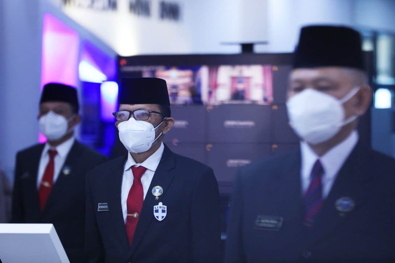 BRIGJEN POL. ROBINSON D.P. SIREGAR, S.H., S.I.K. RESMI MENJADI KEPALA BNNP RIAU BRIGJEN POL. ROBINSON D.P. SIREGAR, S.H., S.I.K. RESMI MENJADI KEPALA BNNP RIAU