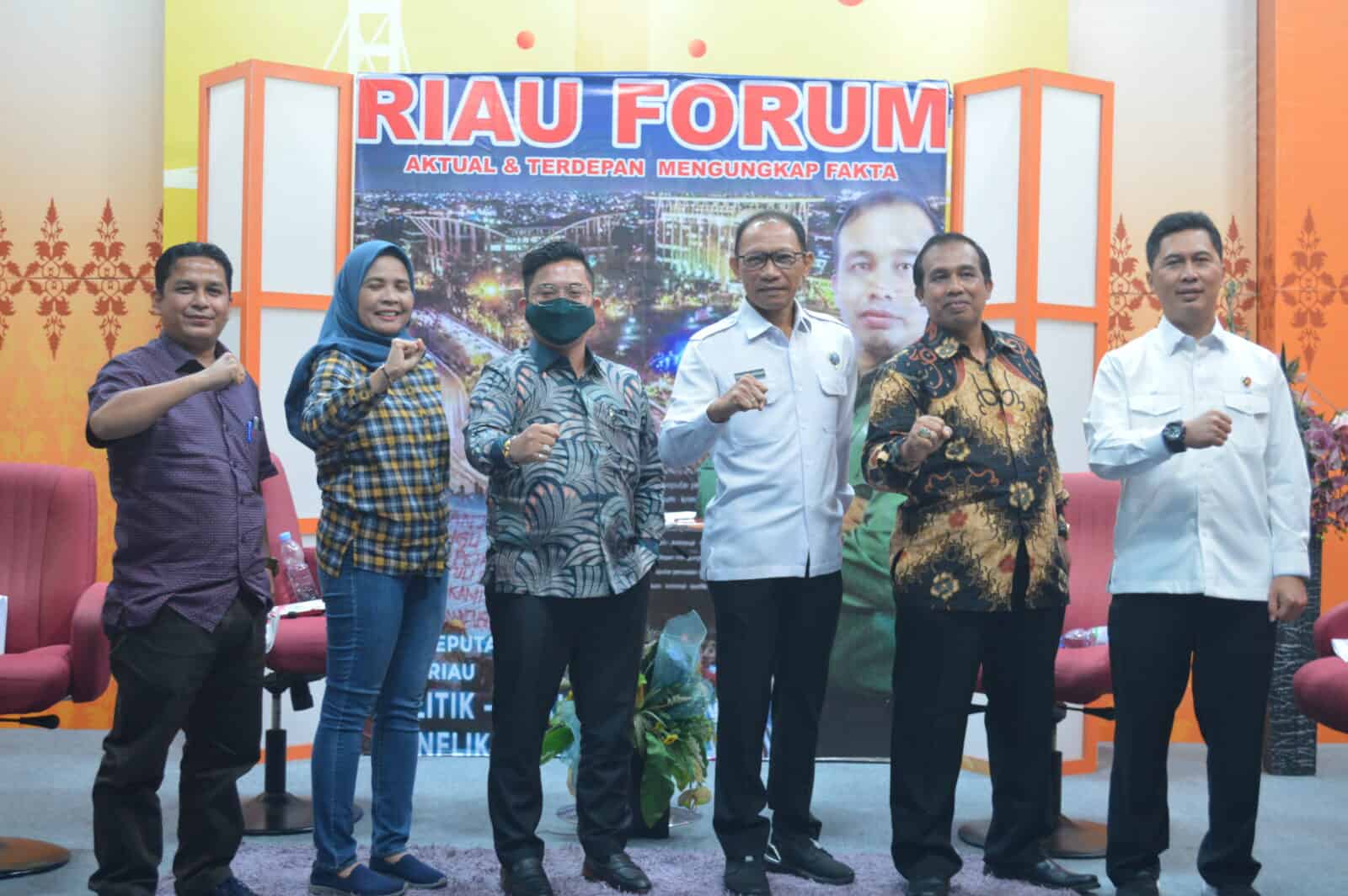 KEPALA BNN PROVINSI RIAU MENJADI NARASUMBER RIAU TV DALAM RANGKAIAN ACARA BERSEMPENA MEMPERINGATI HARI SUMPAH PEMUDA KEPALA BNN PROVINSI RIAU MENJADI NARASUMBER RIAU TV DALAM RANGKAIAN ACARA BERSEMPENA MEMPERINGATI HARI SUMPAH PEMUDA