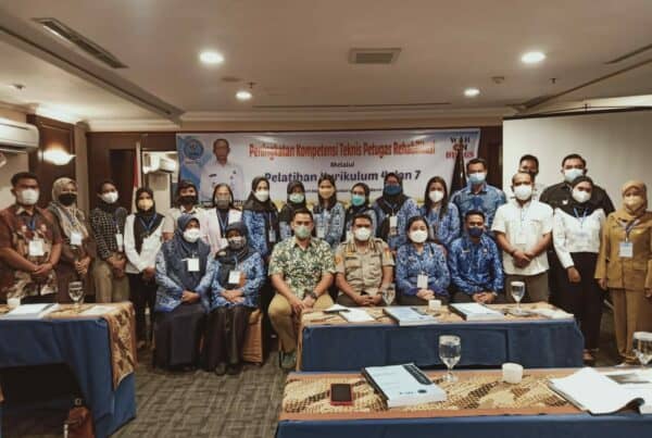 TINGKATKAN PELAYANAN REHABILITASI BNN PROVINSI RIAU MELAKUKAN PELATIHAN KUEIKULUM 4 DAN 7