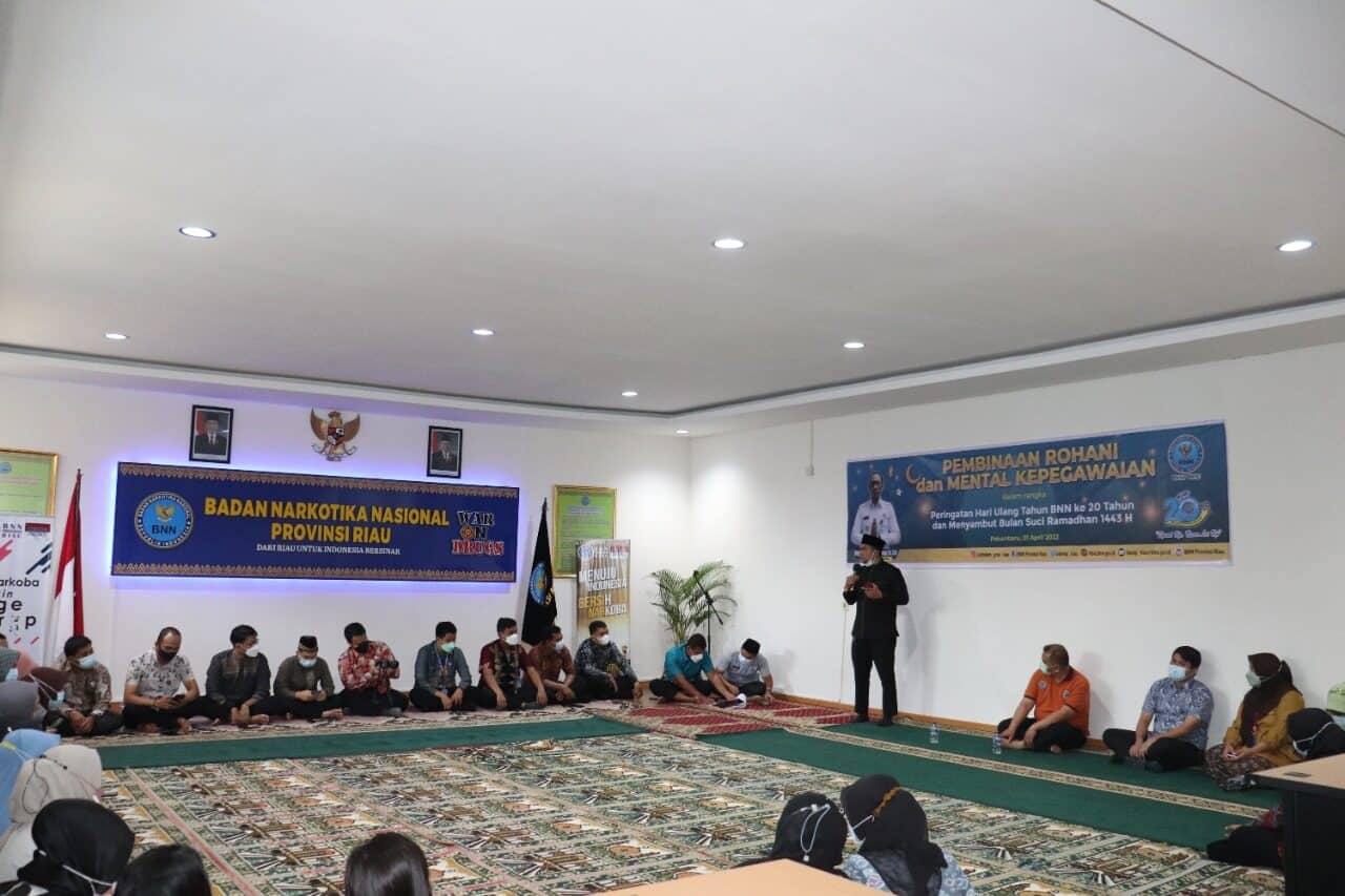 MENYAMBUT BULAN SUCI RAMADHAN BNNP RIAU MELAKSANAKAN BIMBINGAN ROHANI DAN MENTAL MENYAMBUT BULAN SUCI RAMADHAN BNNP RIAU MELAKSANAKAN BIMBINGAN ROHANI DAN MENTAL