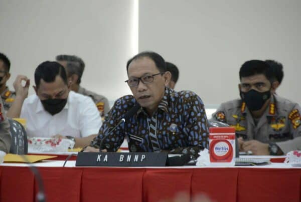 KEPALA BNNP RIAU MENGHADIRI RAPAT BERSAMA KOMISI III DPR RI