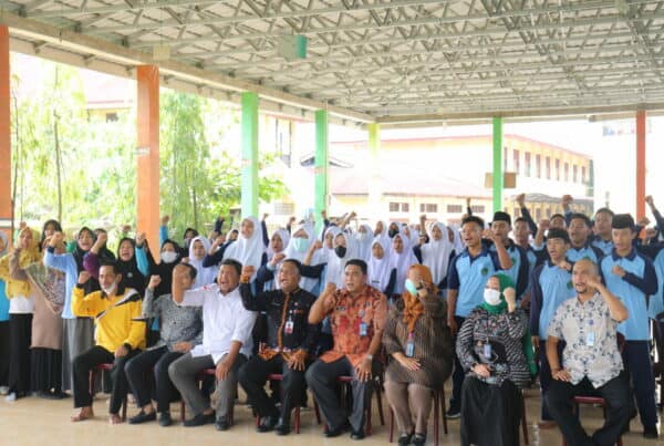 BNNP Riau Bersama Pemerintah Provinsi Riau Bersinergi melaksanakan kegiatan Penyuluhan dan Sosialisasi P4GN di Yayasan Pendidikan Agama Islam Rengat (YPAIR)