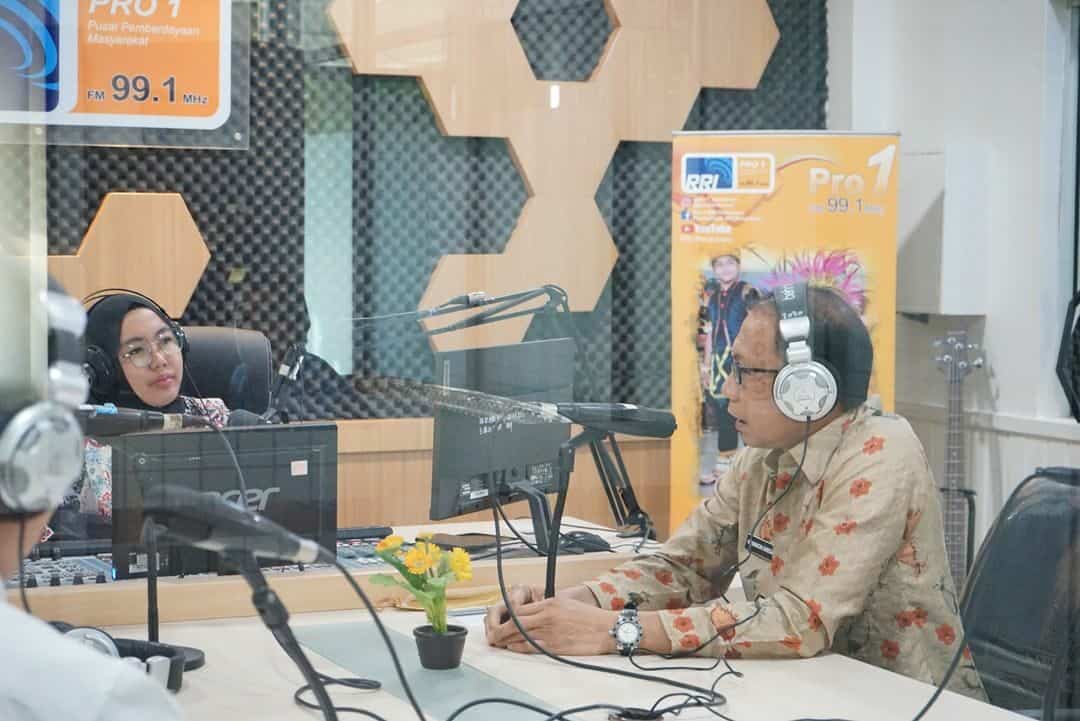 DIALOG INTERAKTIF WAJAH DAERAH BERSAMA KEPALA BNN PROVINSI RIAU DIALOG INTERAKTIF WAJAH DAWRAH BERSAMA KEPALA BNN PROVINSI RIAU