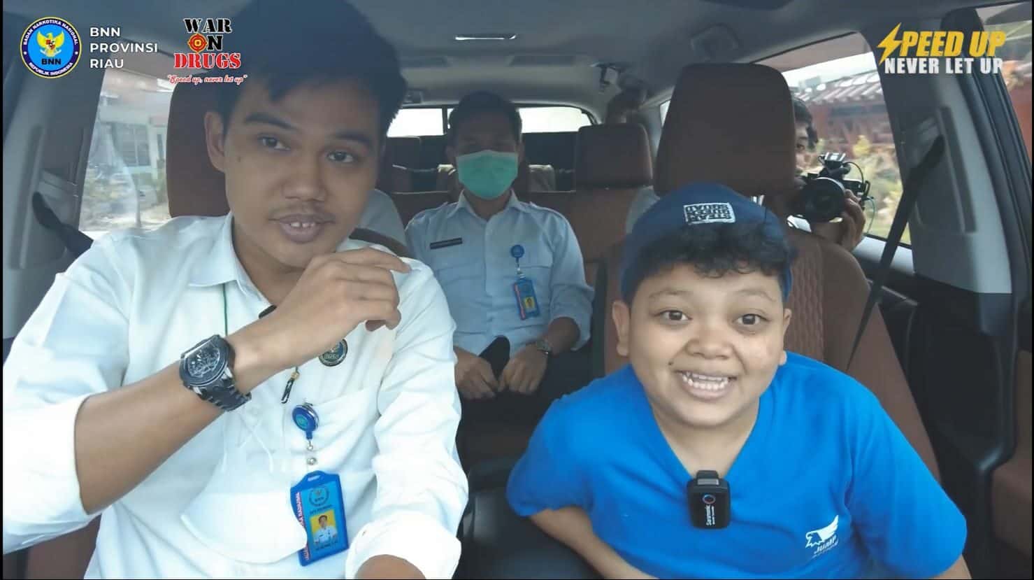 Megi Irawan Ikut memeriahkan Gema Anti Narkotika bersama BNNP Riau Megi Irawan Ikut memeriahkan Gema Anti Narkotika bersama BNNP Riau