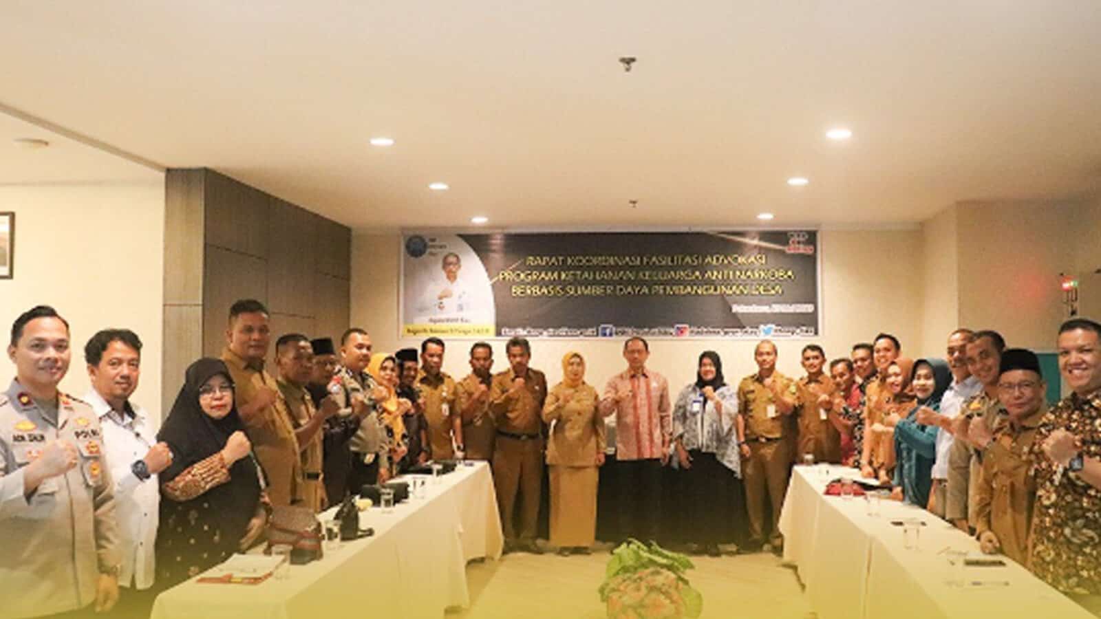 BNN Provinsi Melaksanakan Rakor Fasilitasi Advokasi Program Ketahanan Keluarga Anti Narkoba BNN Provinsi Melaksanakan Rakor Fasilitasi Advokasi Program Ketahanan Keluarga Anti Narkoba
