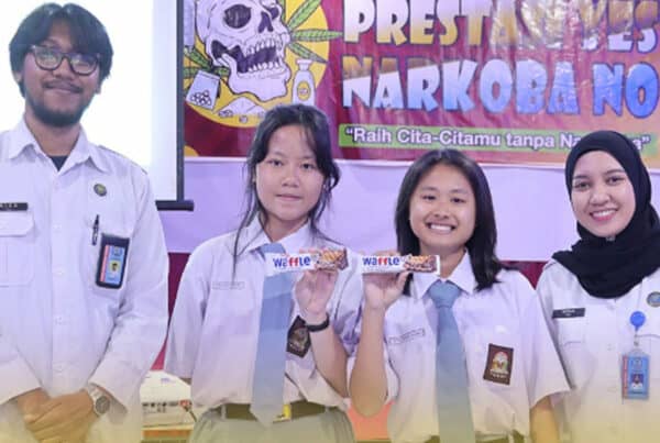 BNN Provinsi Riau Gencarkan Edukasi Bahaya Narkoba di SMK Dharma Loka, Pekanbaru