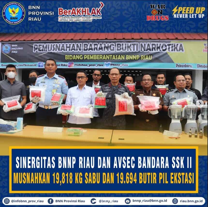 BNNP Riau Berhasil Menggagalkan Peredaran Besar Narkotika: Mencegah Bahaya Terhadap Ribuan Jiwa BNNP Riau Berhasil Menggagalkan Peredaran Besar Narkotika: Mencegah Bahaya Terhadap Ribuan Jiwa